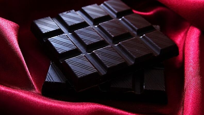 donkere chocolade op een kefir-dieet