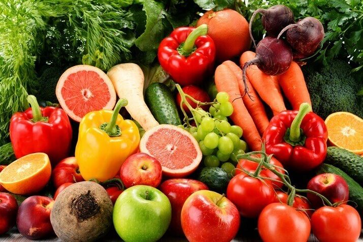 Uw dagelijkse dieet voor gewichtsverlies kan de meeste groenten en fruit bevatten